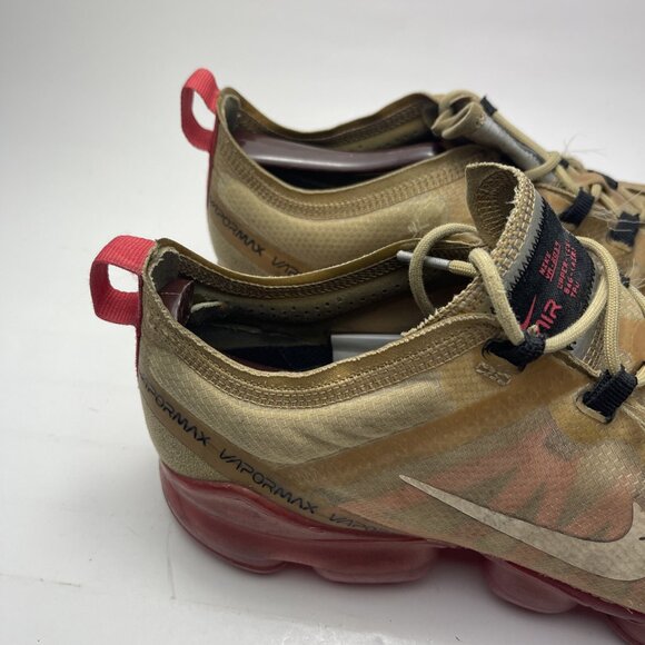 Nike Mens Air Vapormax 2019 AR6631-701 Gold Running Shoes Sneakers Size 9.5 - Picture 2 of 16
